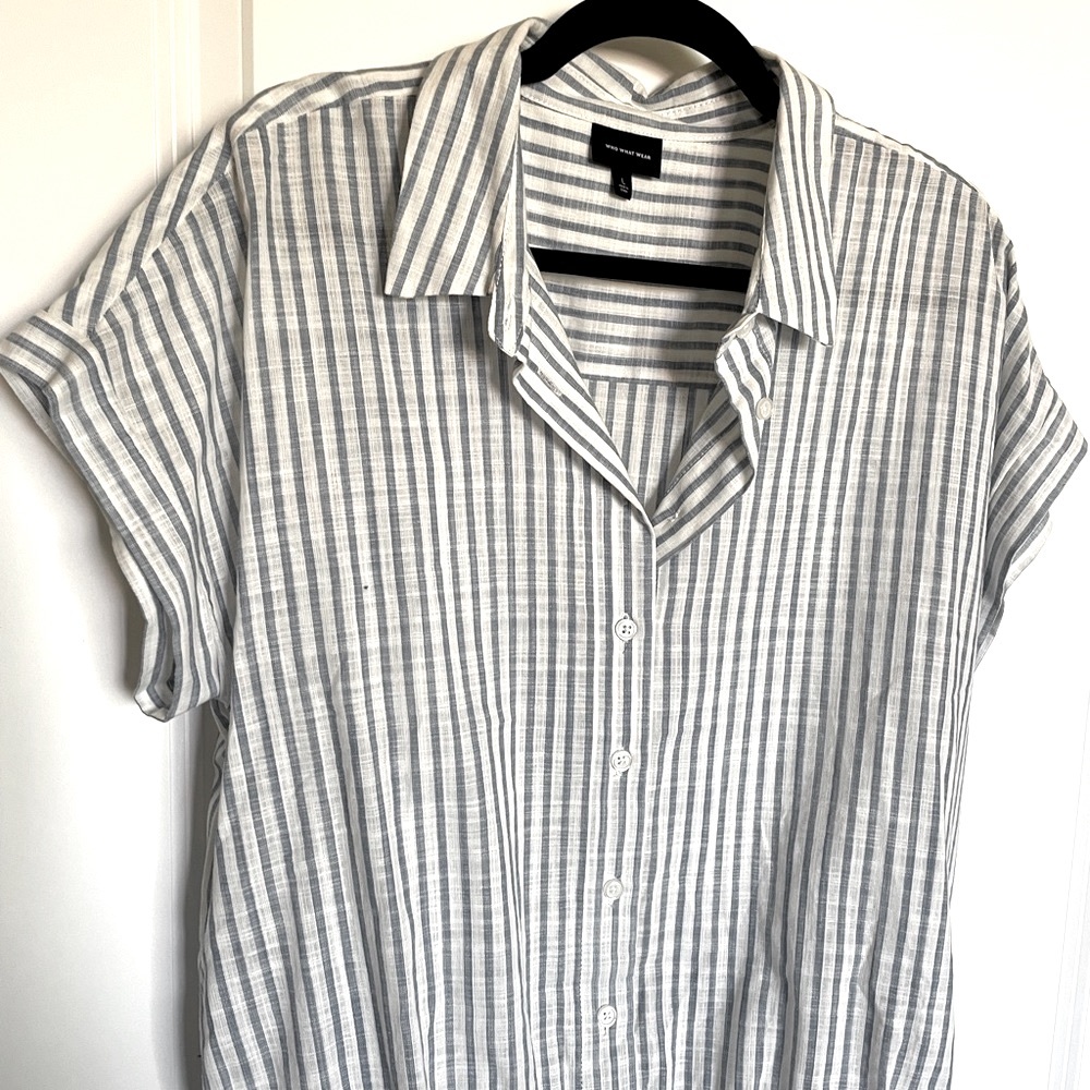 Who What Wear Blue & White Striped Top (Size L)